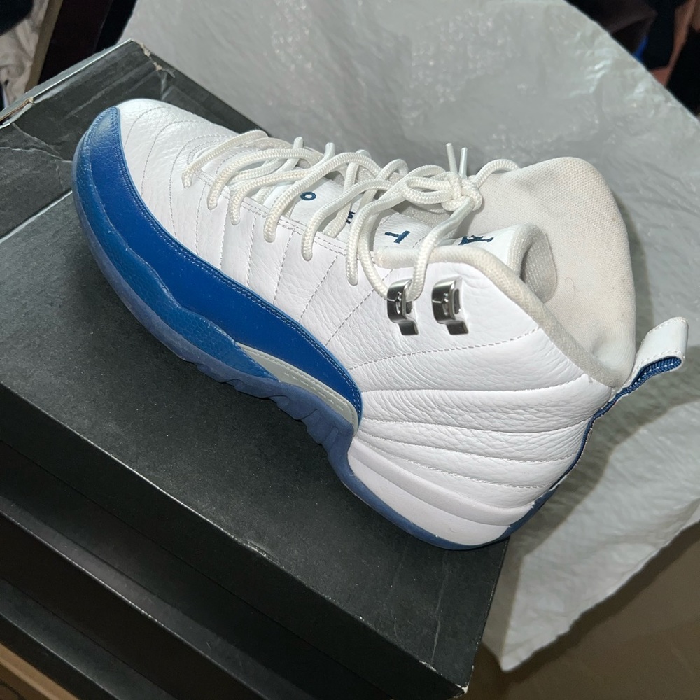 Jordan Retro 12 French Blue